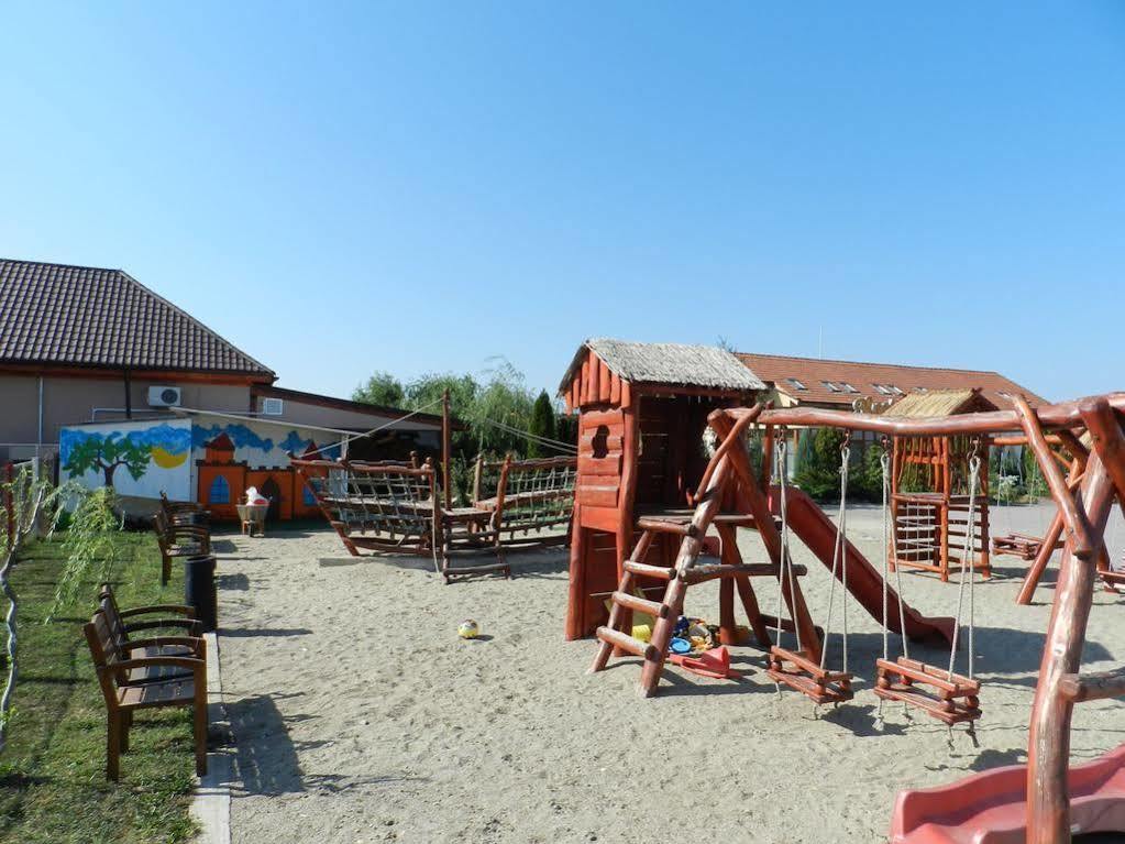 Anette Resort & Spa Covaci Dış mekan fotoğraf